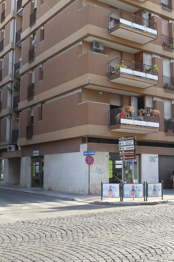 Santacroce B&B Барлетта Экстерьер фото